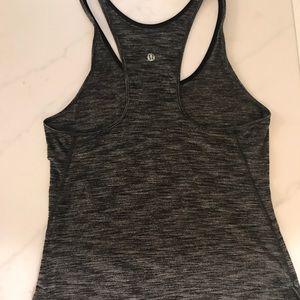 LULULEMON TANK TOP SIZE 4